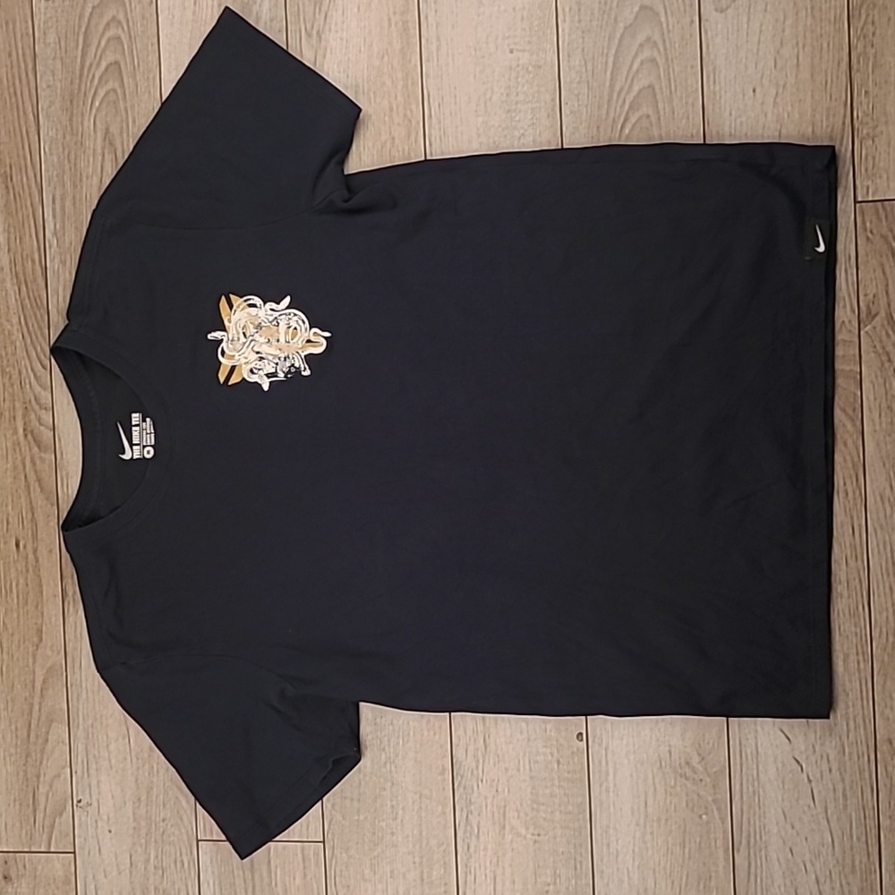 NIKE Kobe Bryant Nike Kobe Bryant Icon Logo Mamba Gold Black‎ Sz M Mens T Shirt